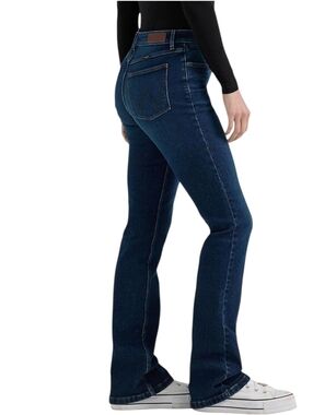 Wrangler Women's High Rise Bold Boot Jean In Paisley Wash 12/31
